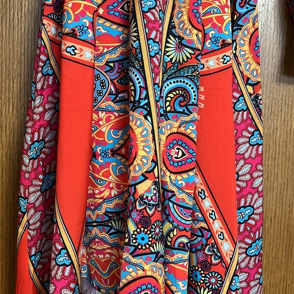 Dress - Picture 2 of 6